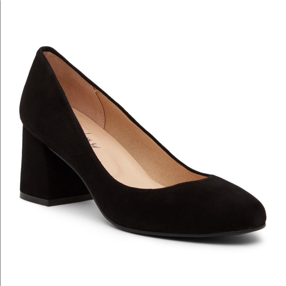 New French Sole Black Velvet Trance Pums